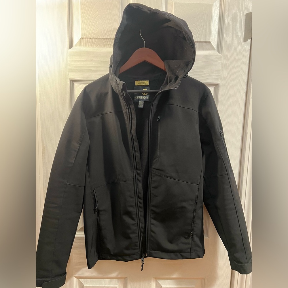 Xersion Mens Rain Shell - Size S - Black - Like New